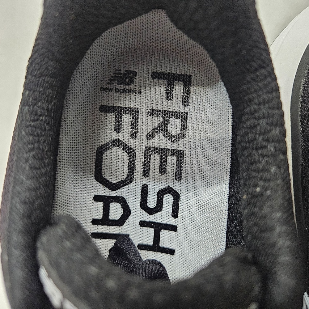 New Balance Fresh Foam X More v6 Running Shoes WMORGR6 Black White Women Size 7 - Picture 9 of 9